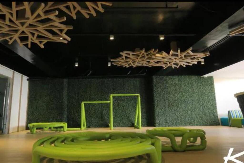 Kl Tower Studio Legazpi Village, Makati Near Greenbelt & Aim Makati Manila Kültér fotó